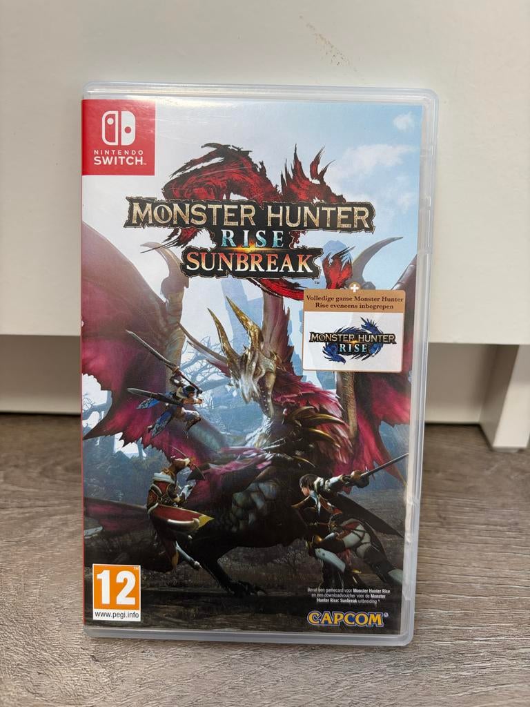 Monster Hunter Rise + Sunbreak - Nintendo Switch, Online, 1 speler, Zo goed als nieuw, Vanaf 12 jaar