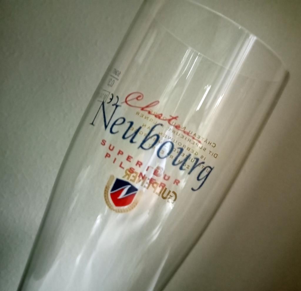 7 Chateau Neubourg bierglazen 0,3 L., Verzamelen, Ophalen of Verzenden, Zo goed als nieuw, Glas of Glazen, Overige merken