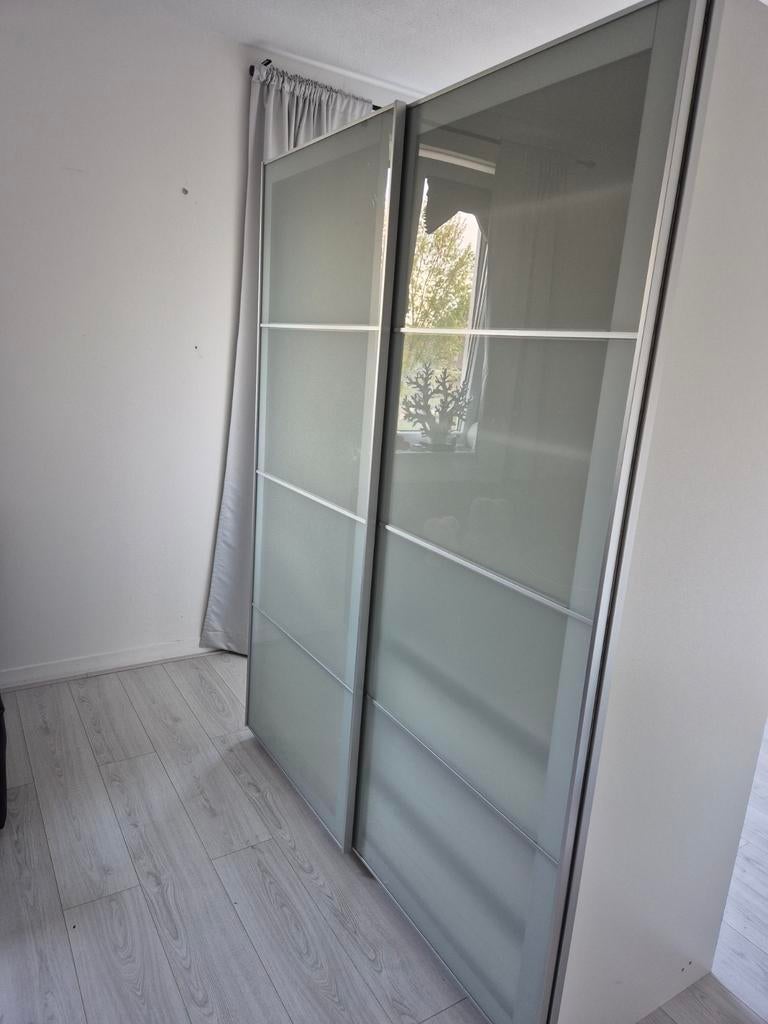 IKEA Pax kledingkast met schuifdeuren, Huis en Inrichting, Ophalen, Met deur(en), Gebruikt, 50 tot 75 cm