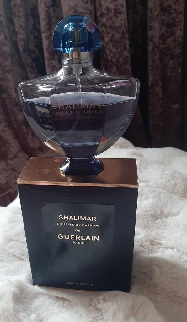 Shalimar soufflé de parfum ± 70 ml van de 90 ml, Sieraden, Tassen en Uiterlijk, Uiterlijk | Parfum, Ophalen of Verzenden, Gebruikt