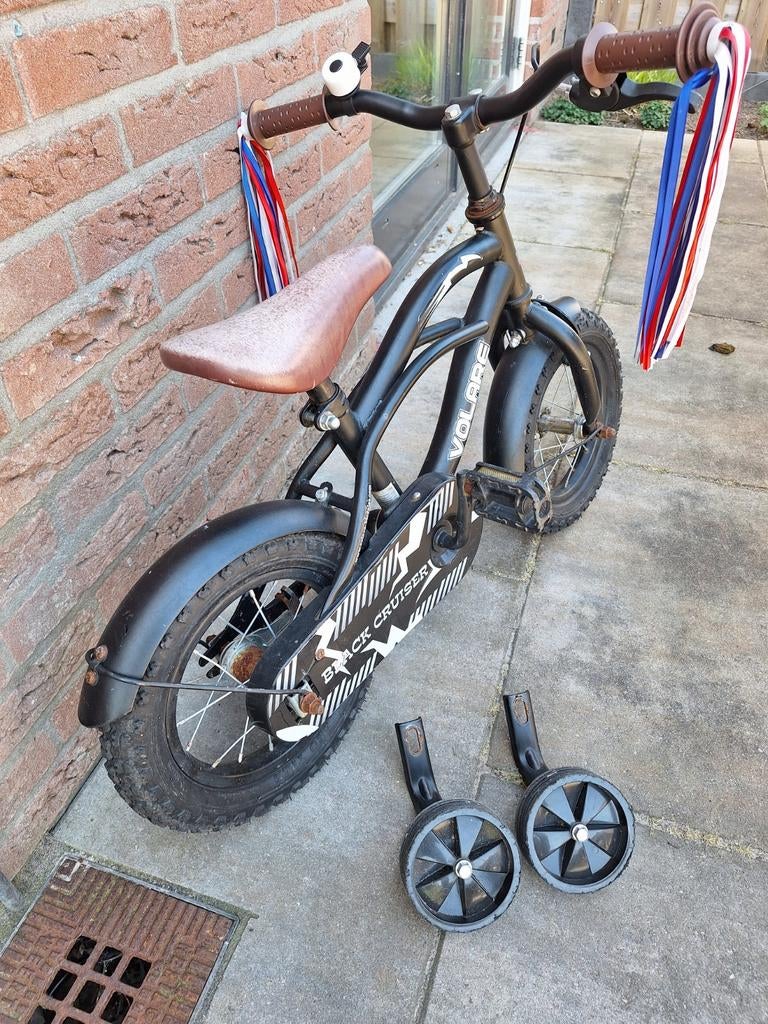 Volare Black Cruiser kinderfiets met zijwieltjes 12 inch., Fietsen en Brommers, Fietsen | Kinderfietsjes, Ophalen of Verzenden
