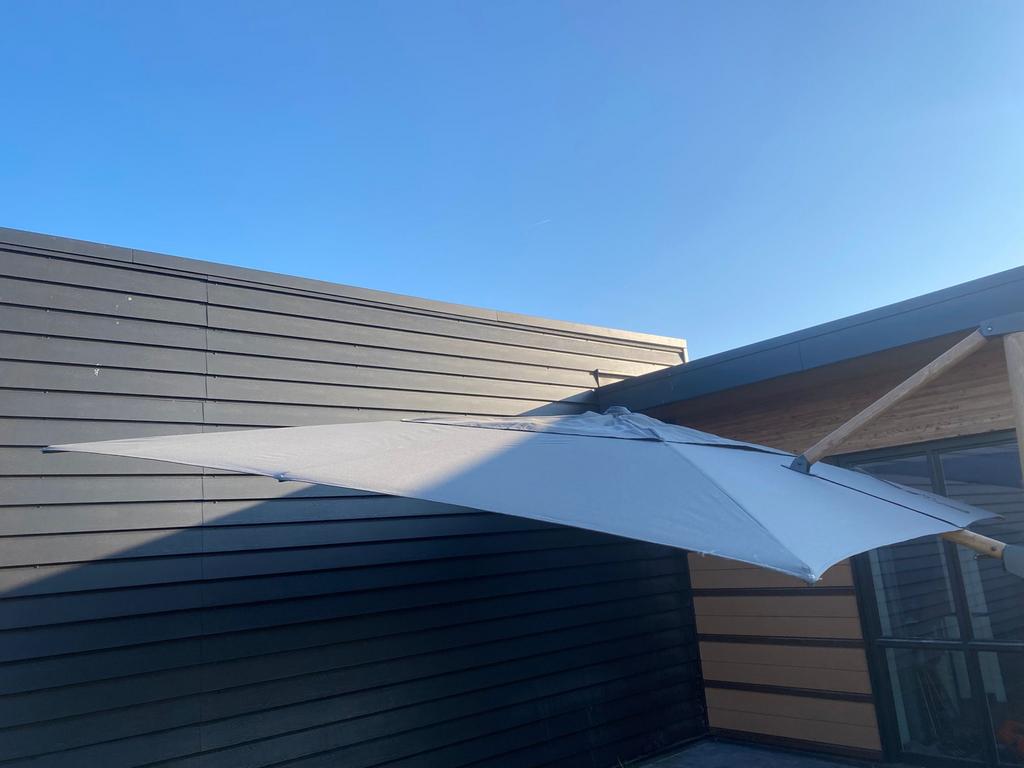 Zweefparasol Hacienda charcoal, 300x400 verrijdbare voet, Tuin en Terras, Parasols, Ophalen, Zo goed als nieuw, 3 tot 4 meter