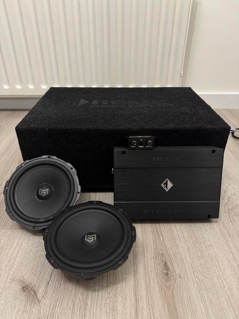Helix DSP versterker + subwoofer + Boxmore speakers set, Auto diversen, Autospeakers, Zo goed als nieuw, Ophalen