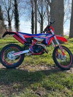 Beta rr 50 Enduro Racing Factory bj 2024 als nieuw. 1300 km, 6 versnellingen, Ophalen of Verzenden, Zo goed als nieuw, 50 cc