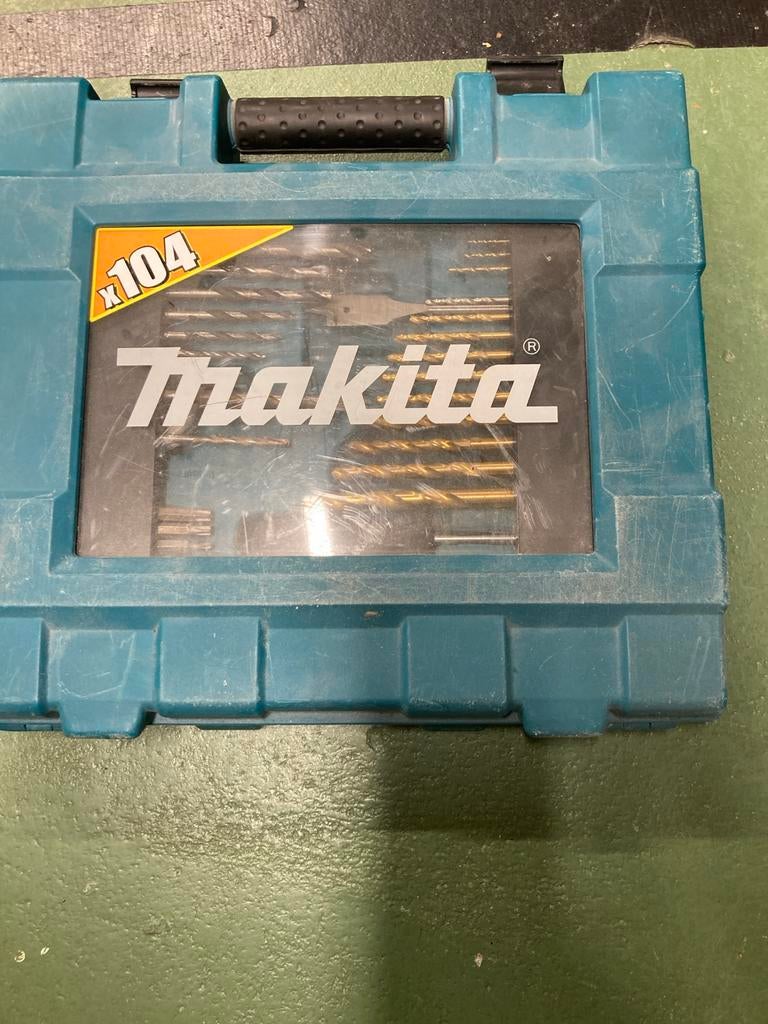 Makita 104-delige Boor- en Bitset in Koffer, Doe-het-zelf en Verbouw, Gereedschap | Boormachines, Gebruikt, Overige typen, Ophalen of Verzenden