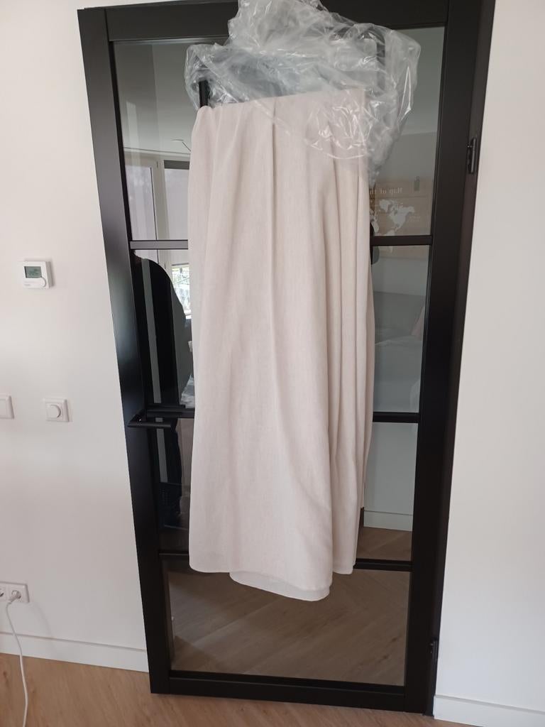 Mooie zandkleurige vitrage in-between 2 delen (370x240cm), Gebruikt, 200 cm of meer, Beige, Ophalen of Verzenden