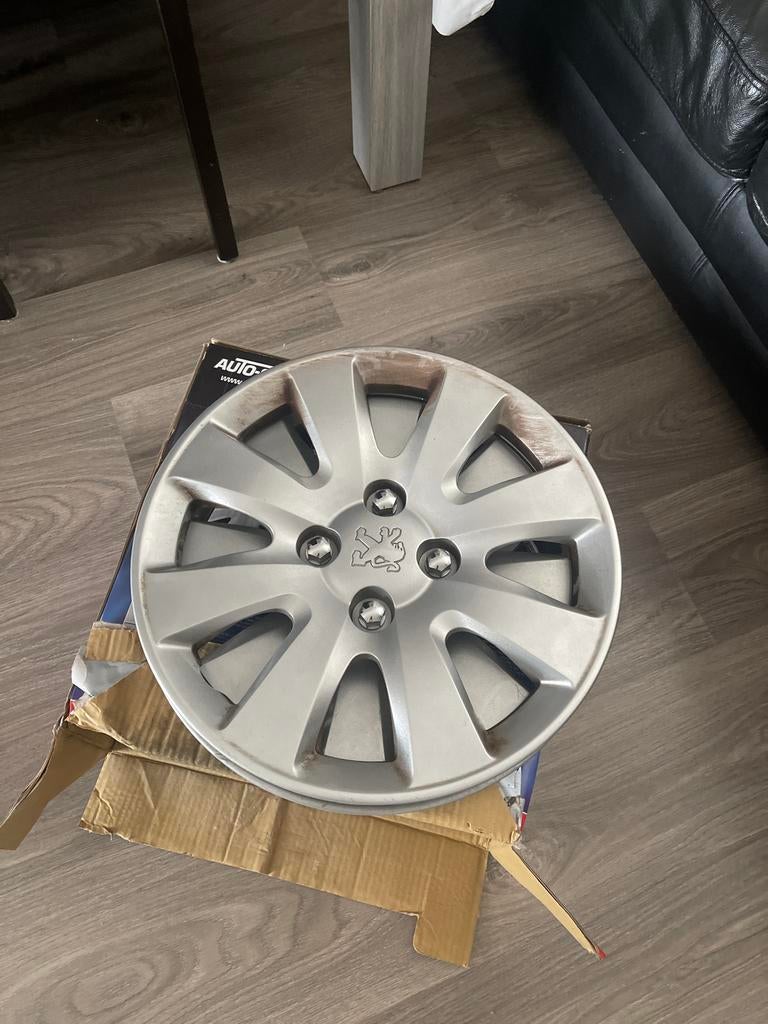 Peugeot wieldop 3 stuks 15 inch DONKERGRIJS, Auto diversen, Wieldoppen, Ophalen of Verzenden, Gebruikt