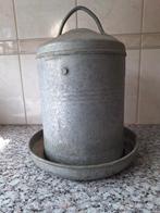 Kippen drinkbak, Ophalen, Gebruikt, Drinken en Voederen