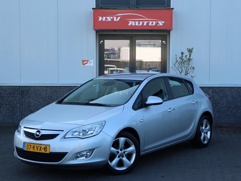 Opel Astra 1.6 Edition cruise airco LM org NL, Auto's, Voorwielaandrijving, Euro 5, Electronic Stability Program (ESP), 680 kg