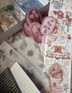 Journaling & Scrapbook Box: Stickers, Pet Tape & Meer, Hobby en Vrije tijd, Scrapbooking, Verzenden, Nieuw, Versiering of Embellishment