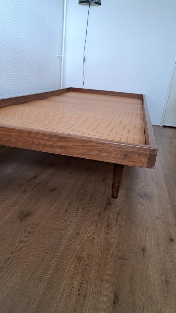 Vintage houten 1 persoons bed, mid century, 190x80cm, Ophalen, Gebruikt, Mid century, Eenpersoons