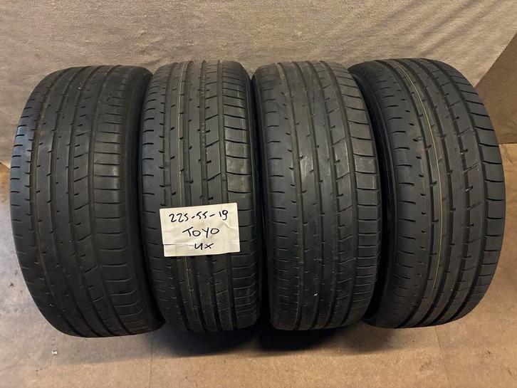 4 x 225-55-19 Toyo Proxes Zomerbanden, Auto-onderdelen, Banden en Velgen, Band(en), Zomerbanden, 19 inch, 225 mm, Personenwagen