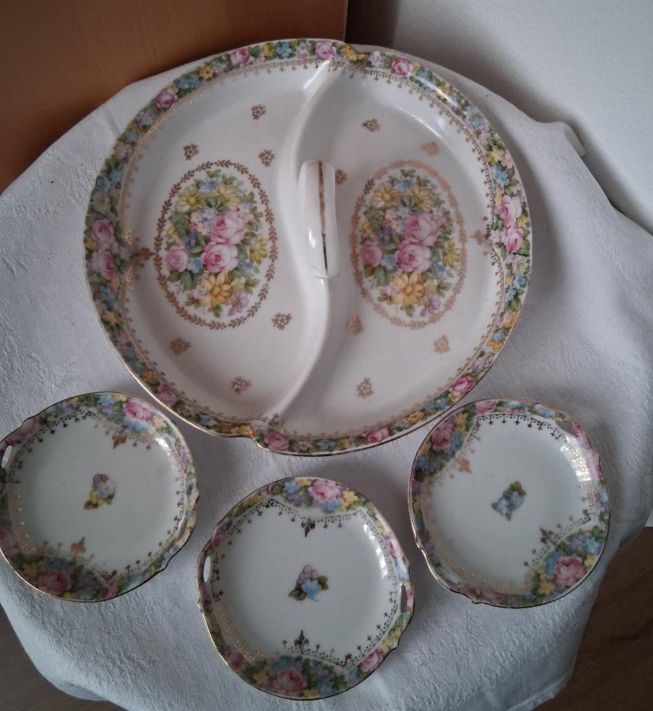 Antieke presenteerschaal roosjes  petitfours *eureka*, Antiek en Kunst, Ophalen of Verzenden