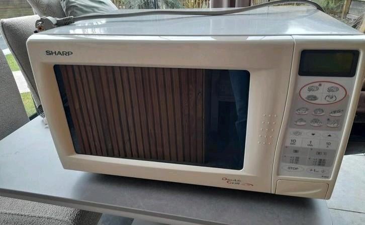 Sharp Double Grill Combi-magnetron R-852, Witgoed en Apparatuur, Magnetrons, Ophalen, Combimagnetron, Gebruikt, Grill