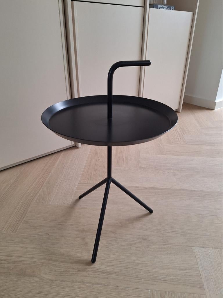 HAY DLM bijzettafel in het zwart, Huis en Inrichting, Ophalen, Rond, Minder dan 55 cm