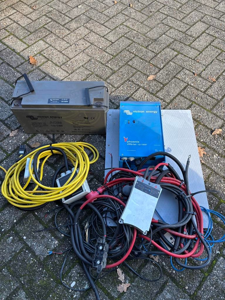 omvormer set Victron Energy / 12V / 1600VA, Ophalen, Gebruikt