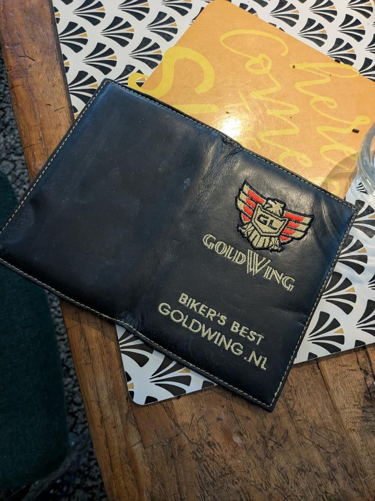 Portefeuille, Ophalen, Zo goed als nieuw