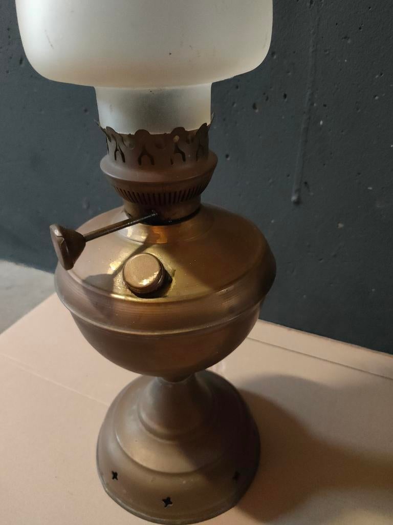 Antieke koperen olie lamp, Ophalen