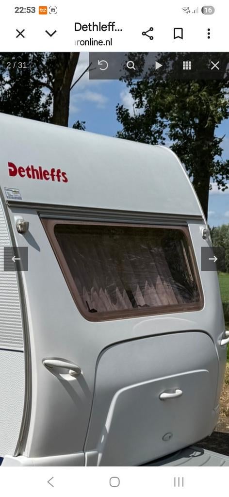 Kantelraam en inklapbaar voor caravans en campers – extern opvouwbaar zijraam met geïntegreerd rolgordijn en muggennet