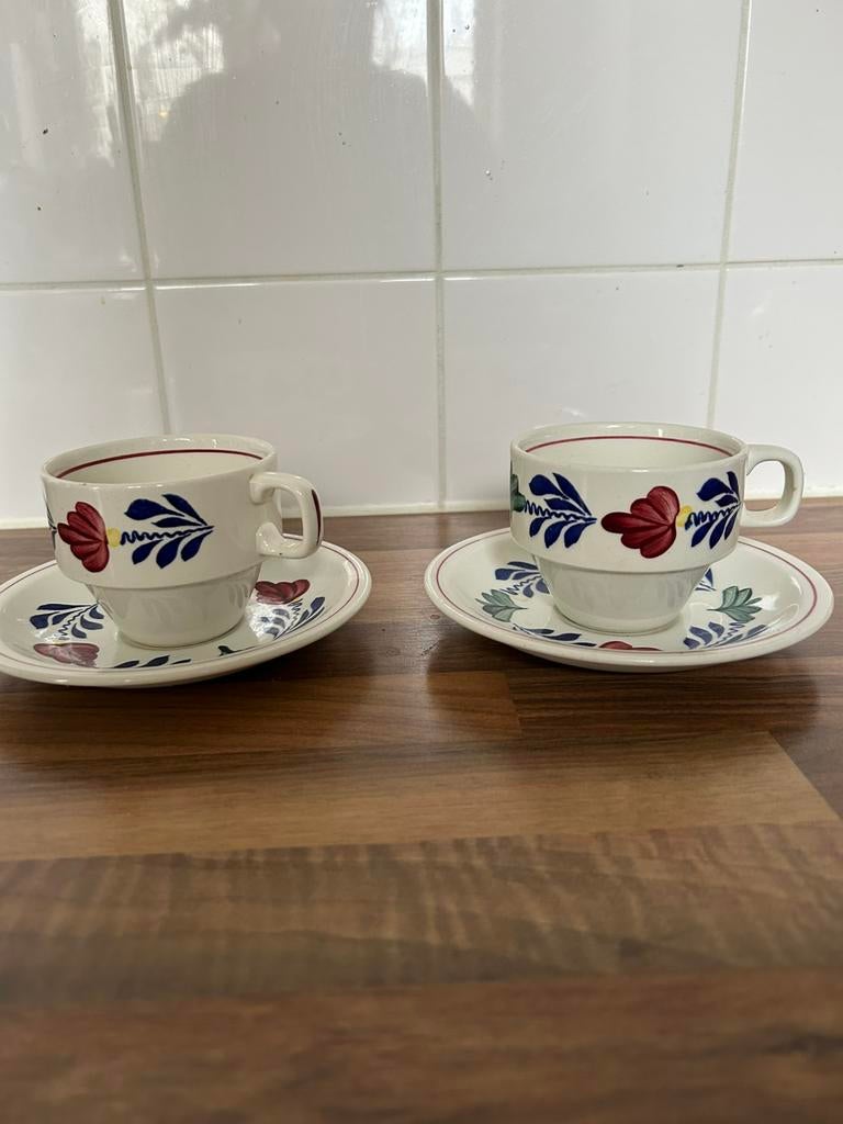 2 Boerenbont koffiekopjes., Ophalen of Verzenden