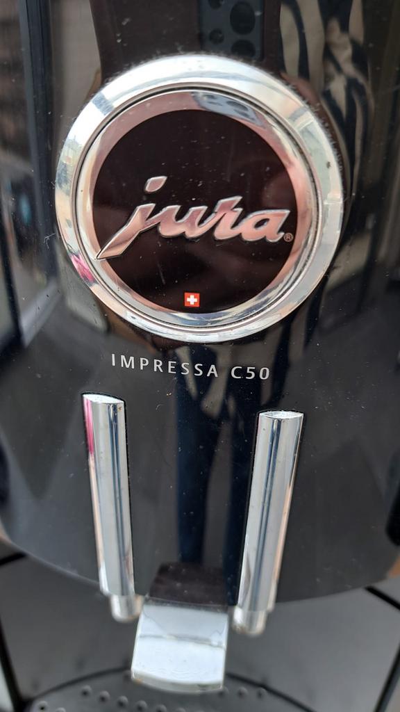 Jura IMPRESSA C50 Zwart - Volautomatische Cappuccino Machine, Stoompijpje, Gebruikt, Koffiemachine, Koffiebonen