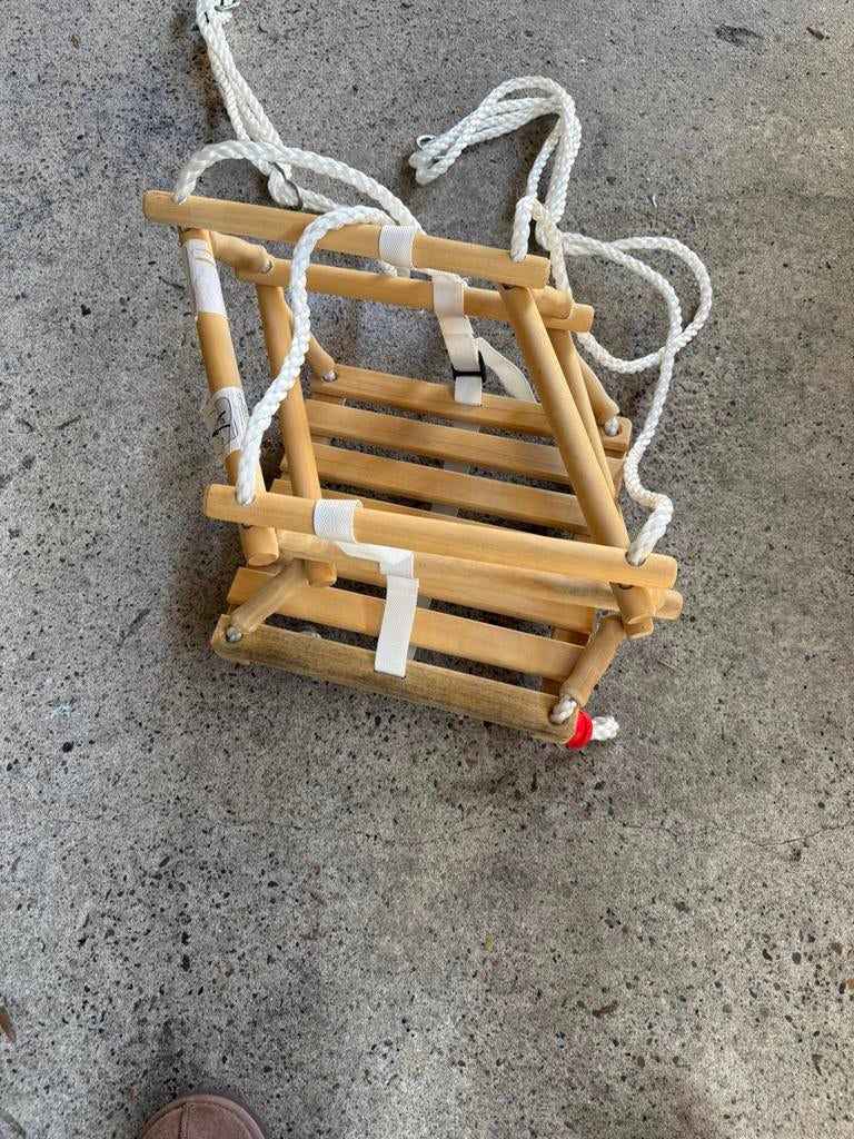 Houten babyschommel, Kinderen en Baby's, Ophalen, Zo goed als nieuw