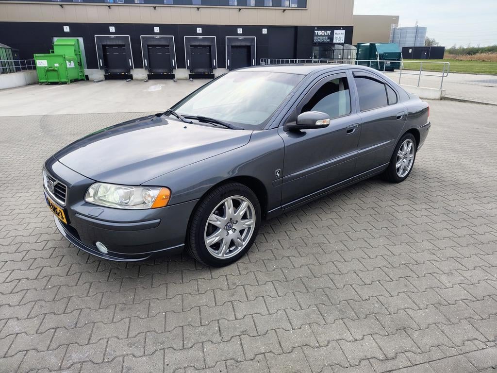 Volvo S60 2.4 140PK AUT 2009 Drivers Edition, Auto's, S60, 75 €/maand, 2435 cc, Particulier