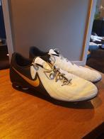 Nike voetbalschoenen met noppen maat 46, Ophalen of Verzenden, Schoenen