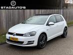 Volkswagen Golf 1.2 TSI Lounge Panoramadak/Boekjes/Carplay!, Gebruikt, 4 cilinders, 610 kg, Wit