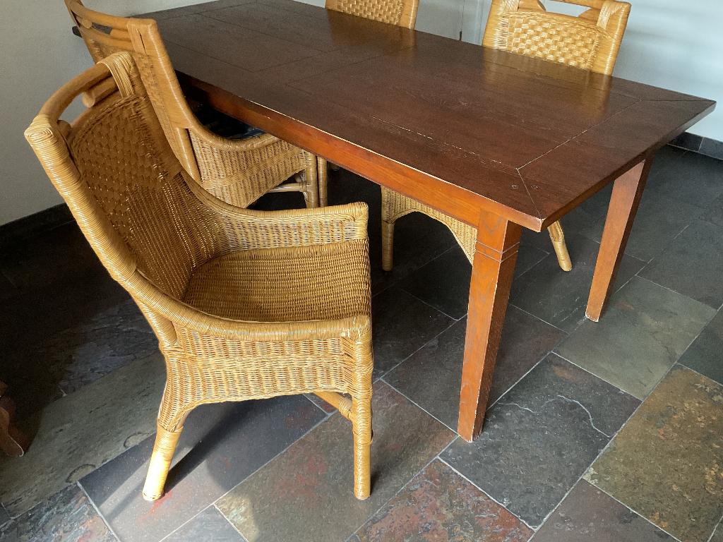 Keukentafel met 6 stoelen en kussens €50,00, Ophalen, Gebruikt, Klassiek, Eikenhout