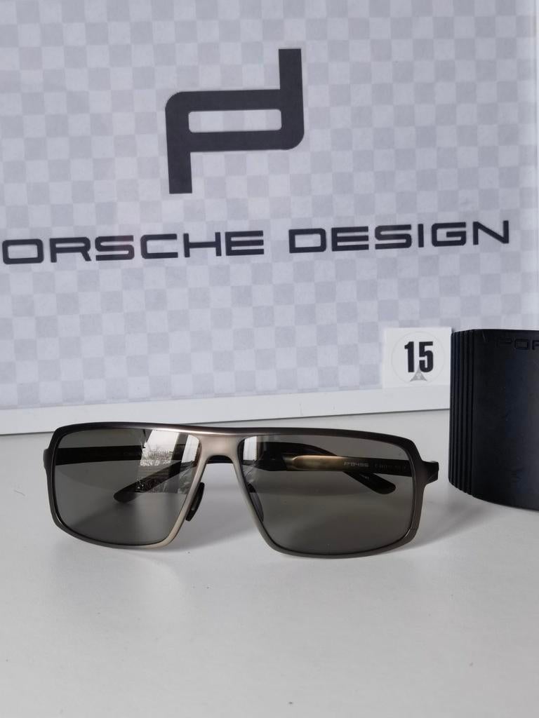 Origineel porsche design heren zonnebril 

Model : P'8495, Sieraden, Tassen en Uiterlijk, Zonnebrillen en Brillen | Heren, Ophalen of Verzenden