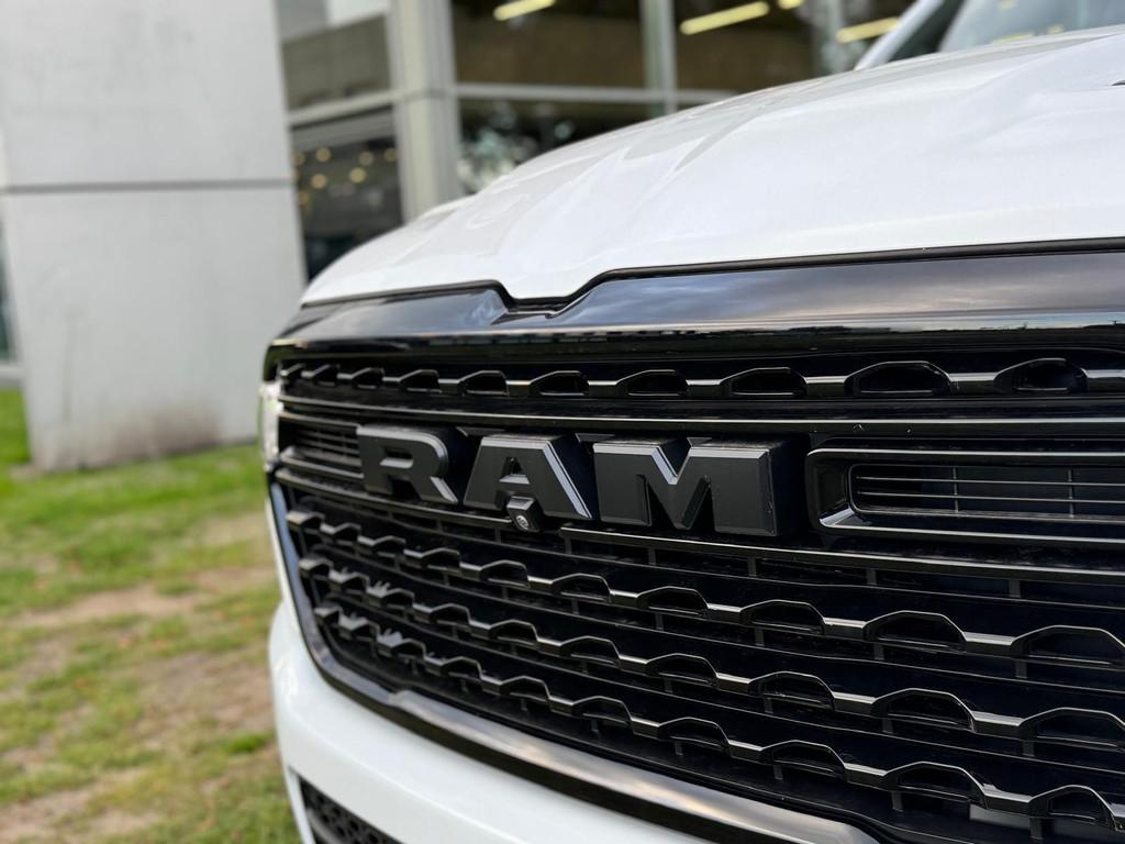 Dodge Ram Pick Up 3.0 TT SST H.O. LIMITED Night MY2025 BPM-V, Auto's, Dodge, Automaat, Gebruikt, 2993 cc, Wit