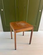 Amsterdamse school tafelopknapper, Ophalen