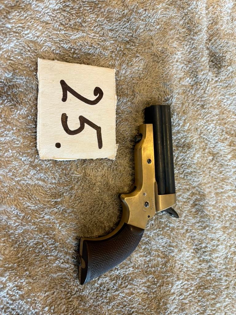 Sharps revolver c32r 4s, Ophalen