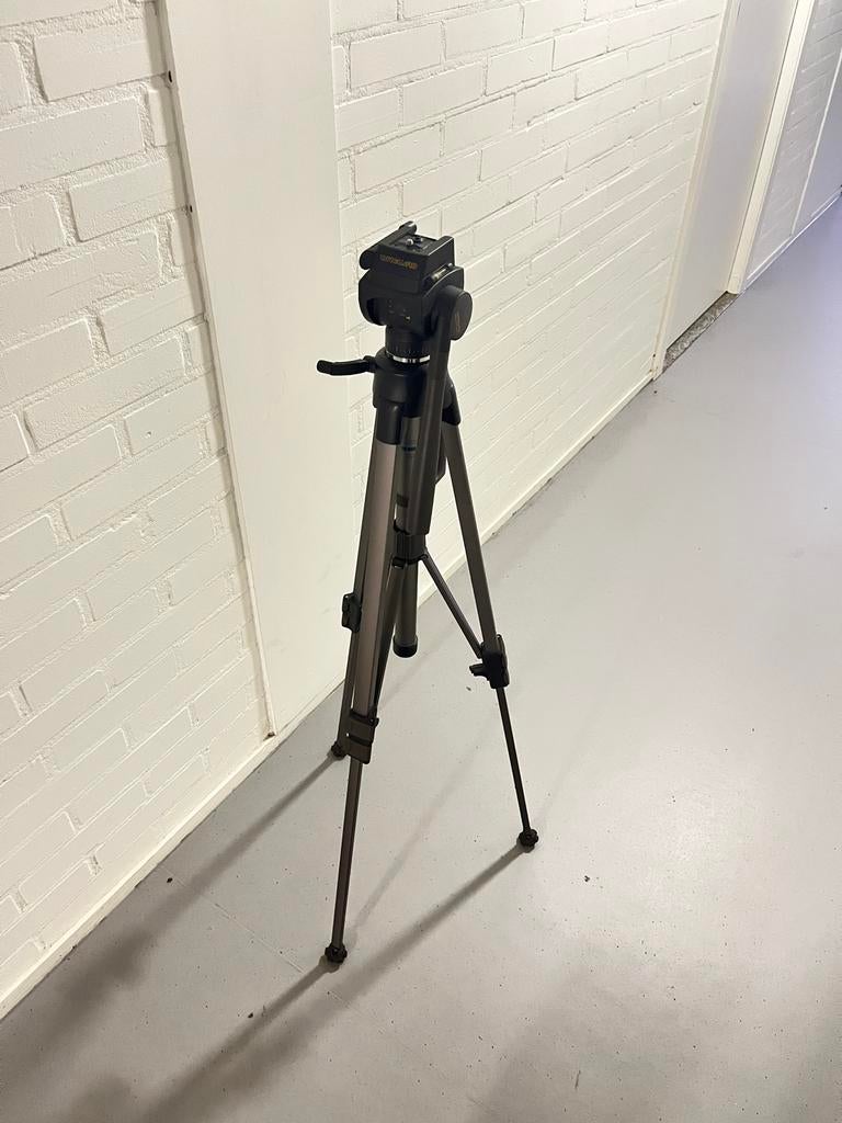 Vanguard Millennium Statief - Hoge Kwaliteit en Stabiliteit, Zo goed als nieuw, 150 tot 175 cm, Met balhoofd, Ophalen of Verzenden