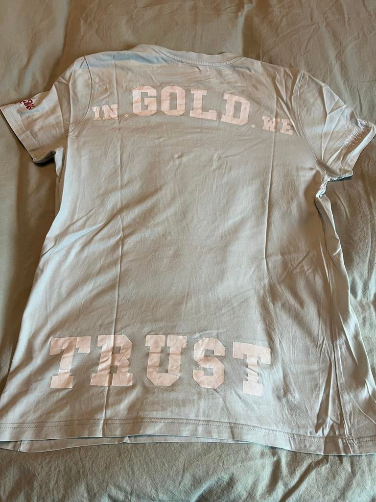 In Gold We Trust T-shirt, Kleding | Dames, Blauw, Nieuw, Ophalen of Verzenden, Korte mouw