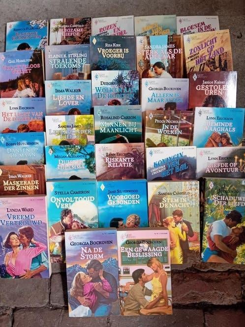 32 super roman boeken harlequin romannetjes, Boeken, Ophalen of Verzenden, Gelezen, Harlequin, Nederland