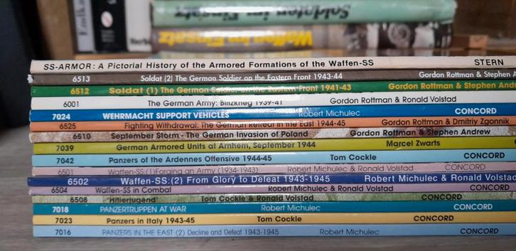 Diverse boeken Concord, Hobby en Vrije tijd, Modelbouw | Figuren en Diorama's, Ophalen of Verzenden