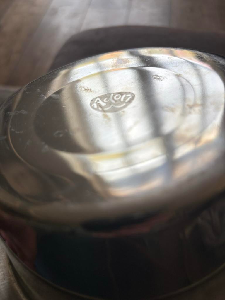 Adori drink en eetbak in rekje, Ophalen of Verzenden, Gebruikt