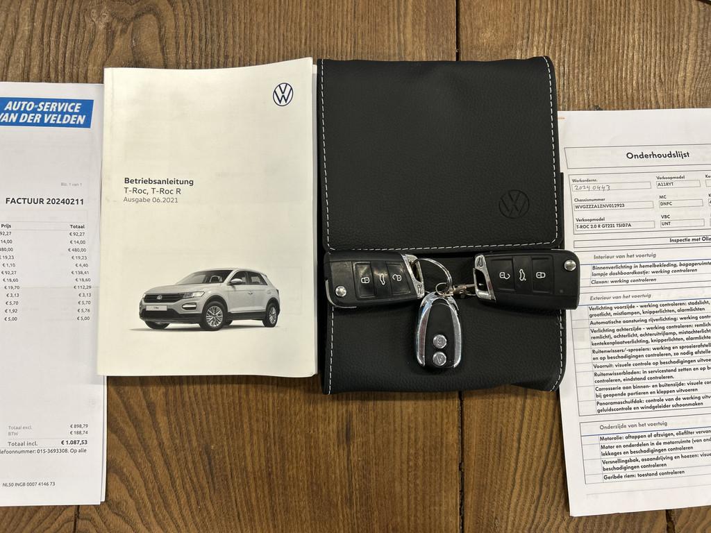 Volkswagen T-Roc 2.0 TSI 4Motion R 300PK | Panoramadak | Dig, Auto's, Gebruikt, 4 cilinders, Leder en Stof, Wit