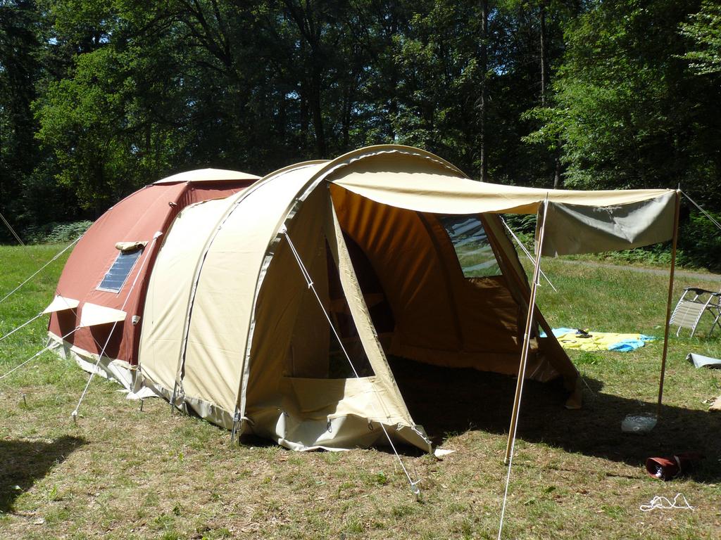 Karsten Oppompbare Tent 350 met Compressor - Compleet, Caravans en Kamperen, Tenten, Ophalen, Zo goed als nieuw, Tot en met 6