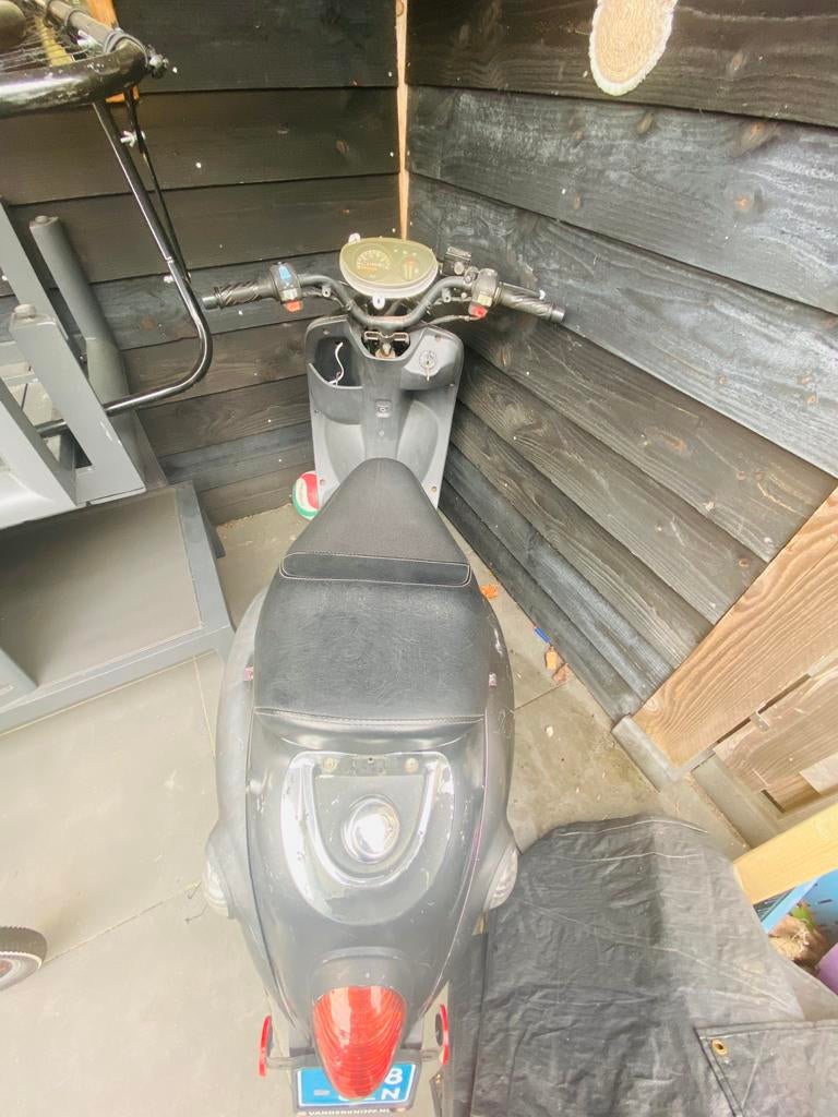 Scooter Loopt niet MOET WEG 50 euro, Ophalen, Gebruikt, Maximaal 45 km/u, Benzine