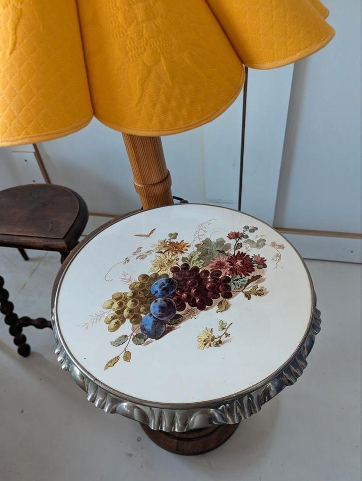 Vintage fruitschaal  of taart schaal 1930-1950, Antiek en Kunst, Antiek | Meubels | Tafels, Ophalen of Verzenden