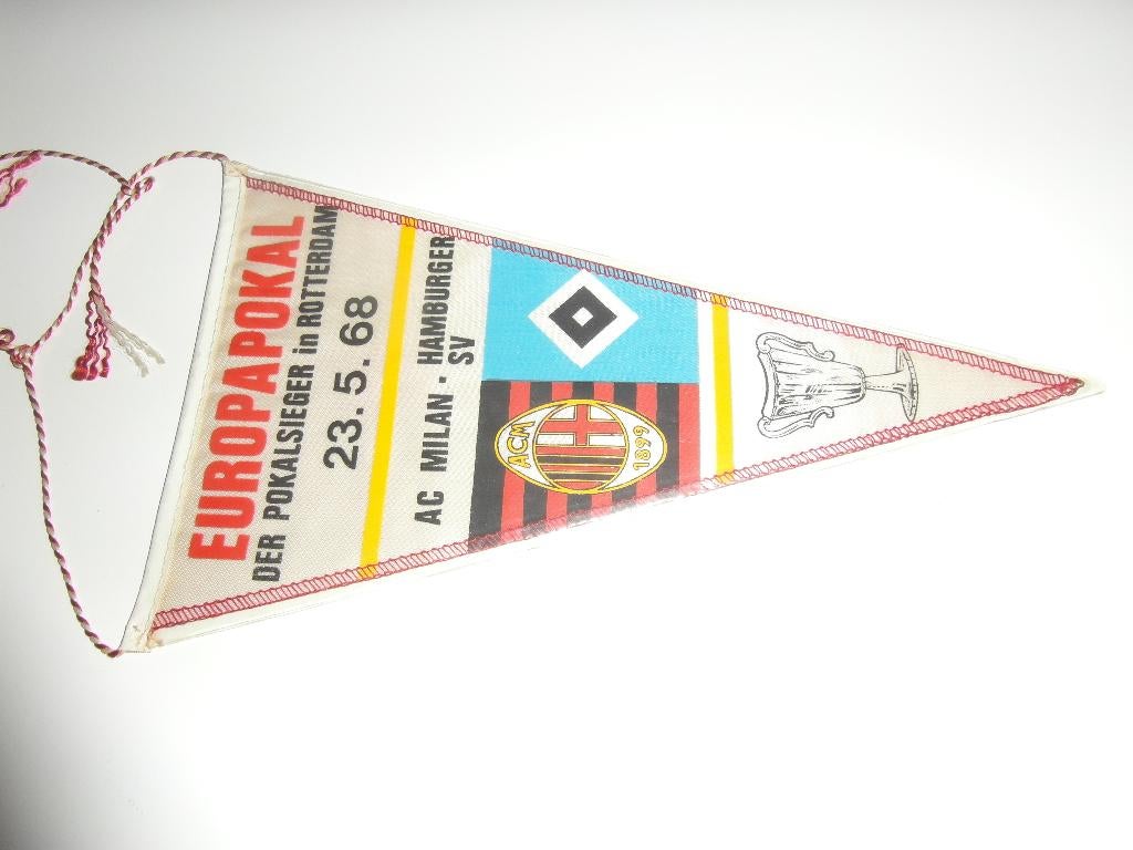 vaantje europa cup 2 finale 1968 ac milan hamburger sv  hsv, Ophalen of Verzenden, Zo goed als nieuw, Buitenlandse clubs, Vaantje of Sjaal
