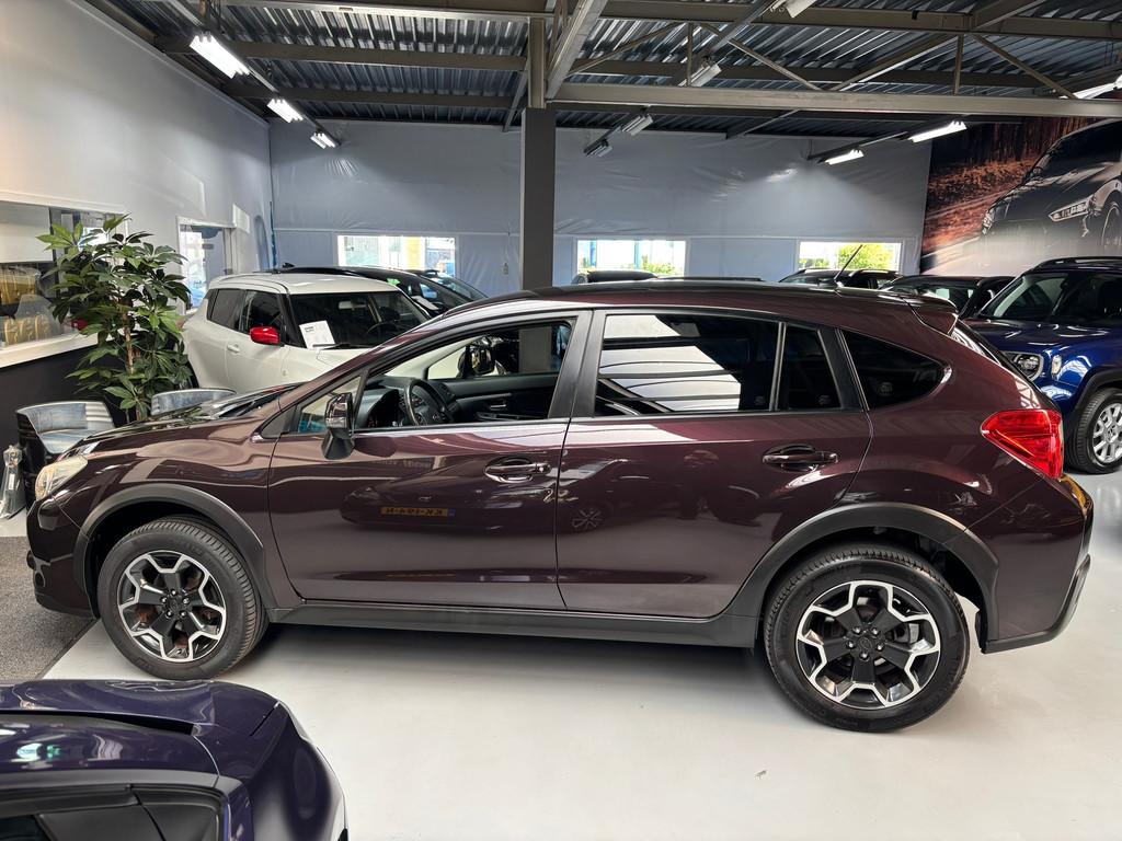 Subaru XV 1.6i Luxury AWD / Camera / Automaat / Stoelverwarm, Auto's, Subaru, Euro 5, Stof, Gebruikt, Zwart