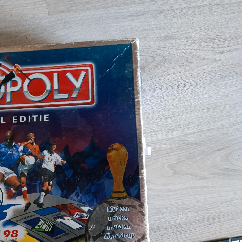 Monopoly wk voetbal editie France 1998 let op, Hobby en Vrije tijd, Gezelschapsspellen | Bordspellen, Ophalen of Verzenden, Gebruikt
