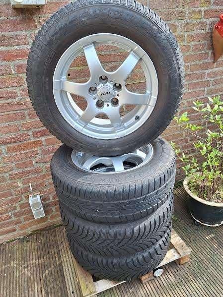 Winterbanden, Auto-onderdelen, Banden en Velgen, 16 inch, Band(en), Personenwagen, Gebruikt