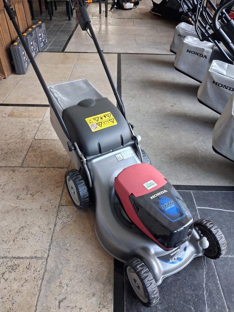 Honda HRG 416XB PEEA grasmaaier nieuw, Ophalen of Verzenden, Opvangzak