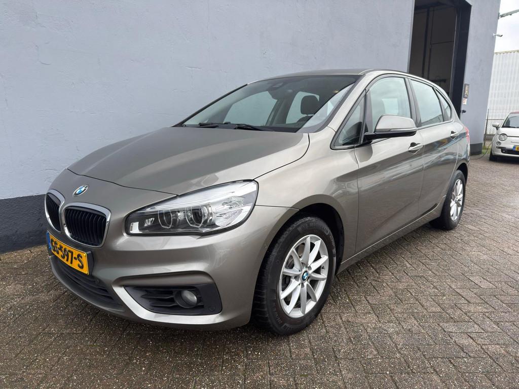 BMW 2-serie Active Tourer 218i - Panorama Dak, Auto's, BMW, 136 pk, Gebruikt, Euro 6, Met garantie (alle)