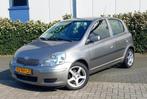 Toyota Yaris 1.3 16V VVTI 5DR LINEA SOL, Auto's, Gebruikt, 31 €/maand, 4 cilinders, 400 kg